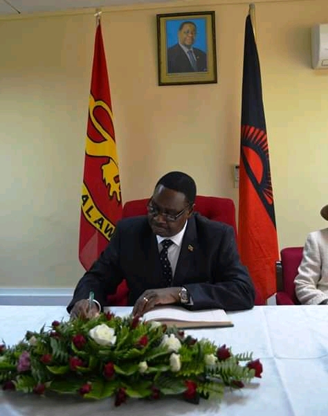 Mutharika withholds assent to bills