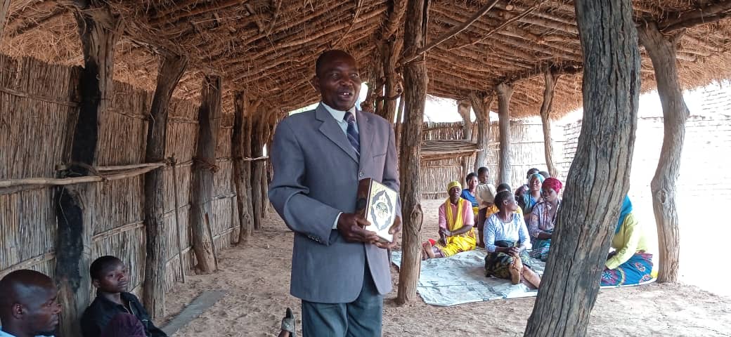 Pastor Asks for Masajid